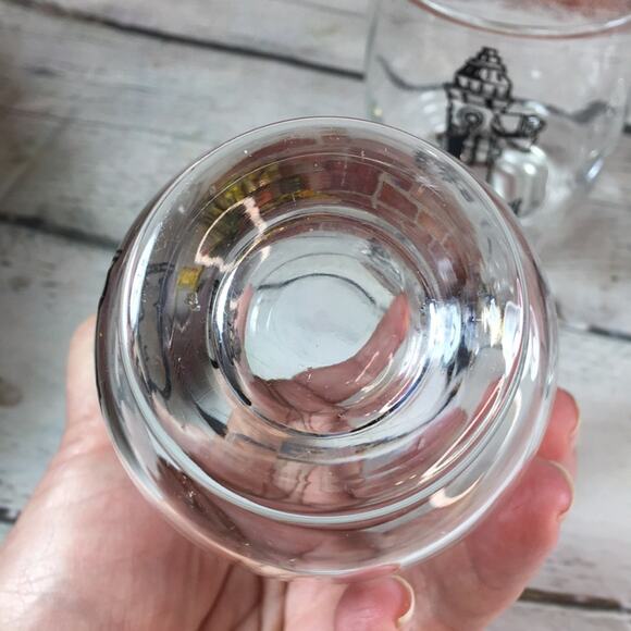4 Heavy Bottom 10-ounce Low-Ball Glasses with Fire HYDRANT Images Firefighter - Picture 8 of 8